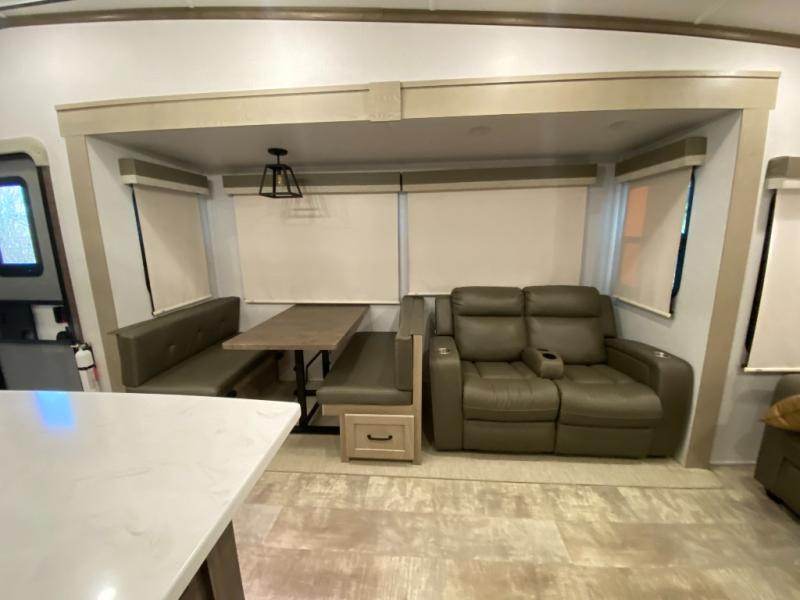 2024 Forest River Rv Flagstaff Classic 361RL