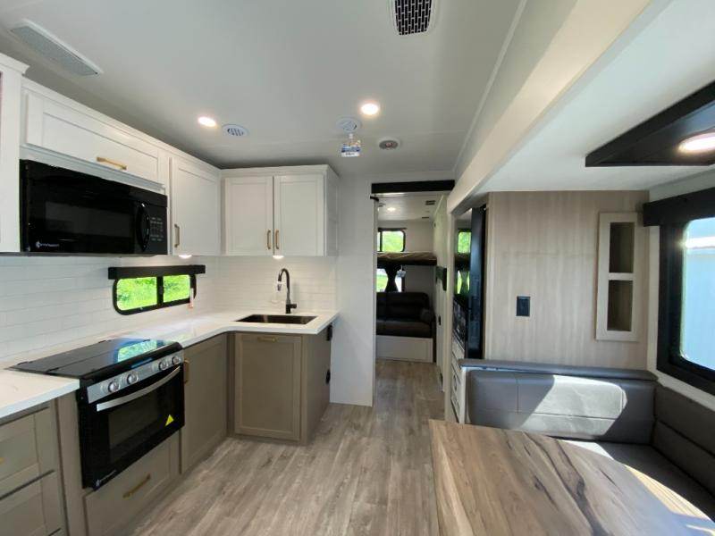 2027 Jayco Eagle HT 31QBH