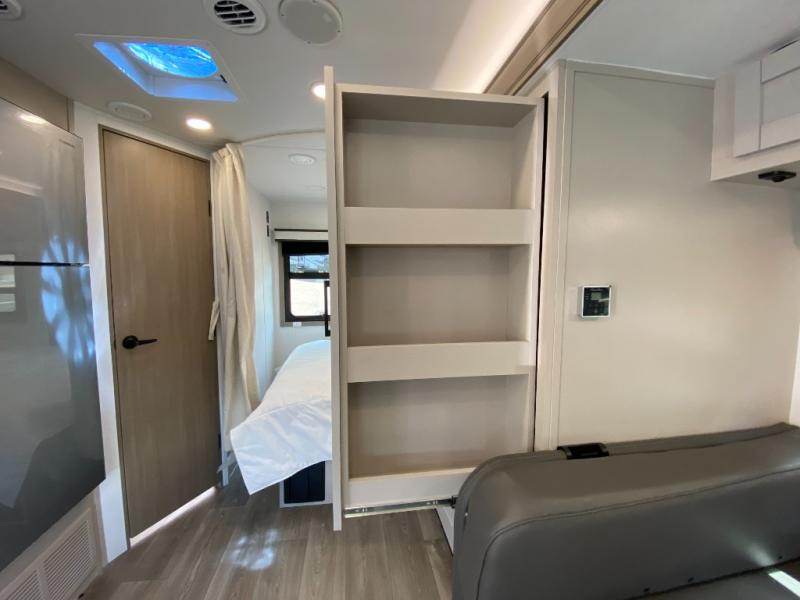 2027 Jayco Melbourne 24L