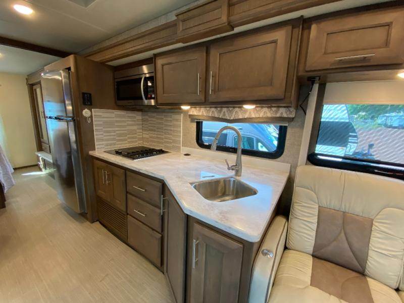 2021 Thor Motor Coach Magnitude SV34