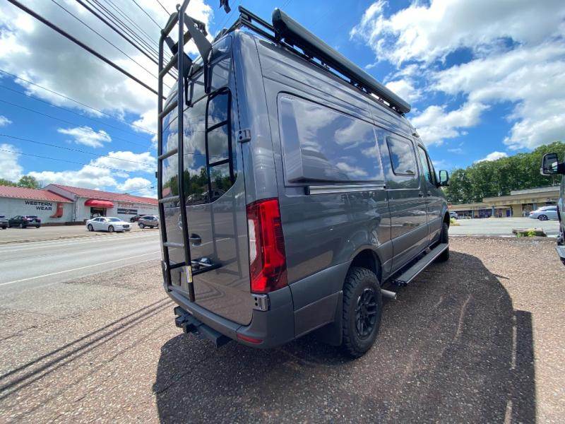 2027 Winnebago Revel Sport 44N