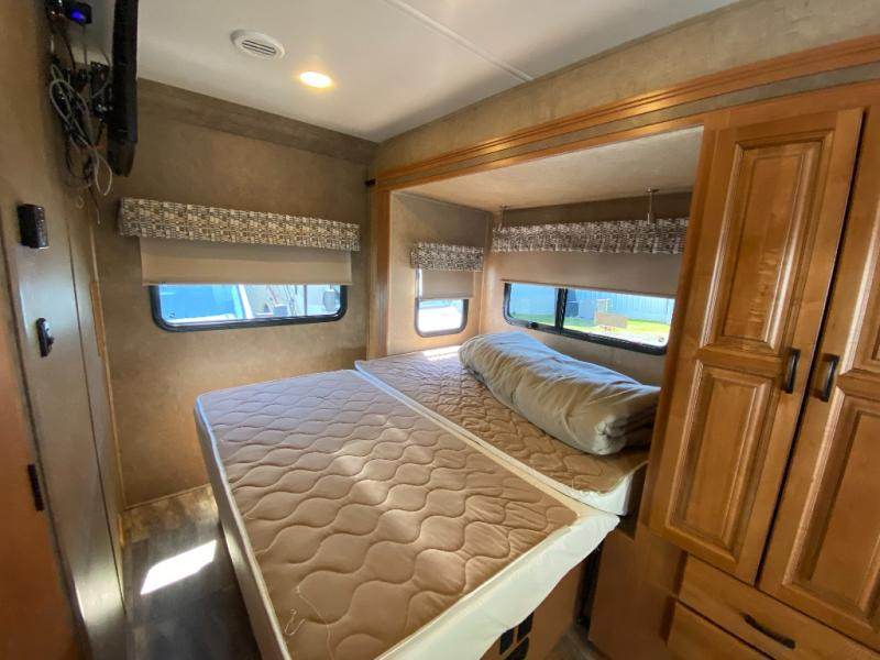 2016 Forest River Rv Sunseeker MBS 2400W
