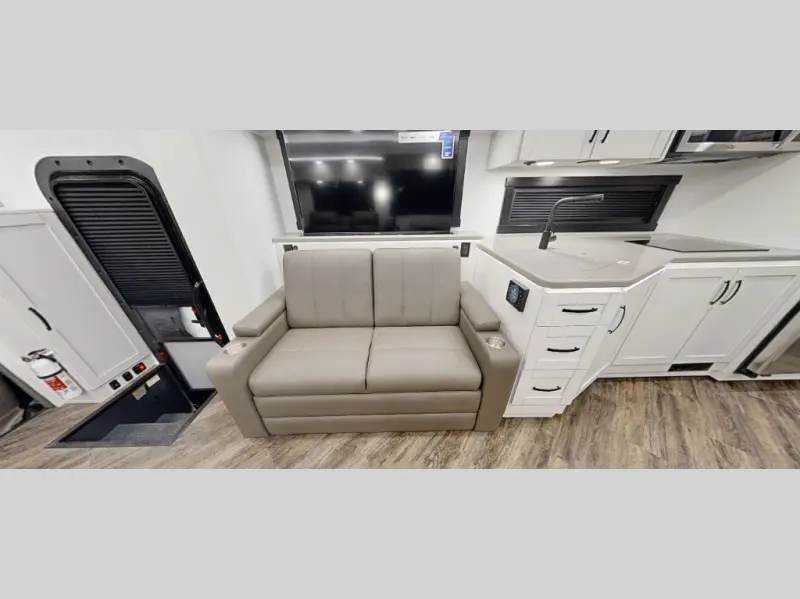 2027 Jayco Seneca 37M