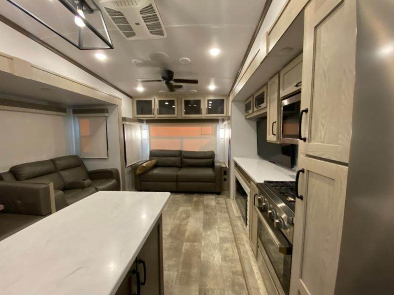 2024 Forest River Rv Flagstaff Classic 361RL