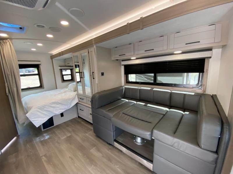 2027 Jayco Melbourne 24L