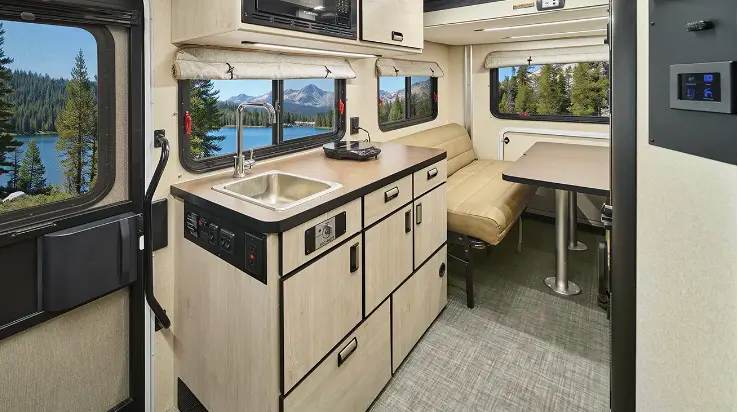 2027 Winnebago Elora 19DC