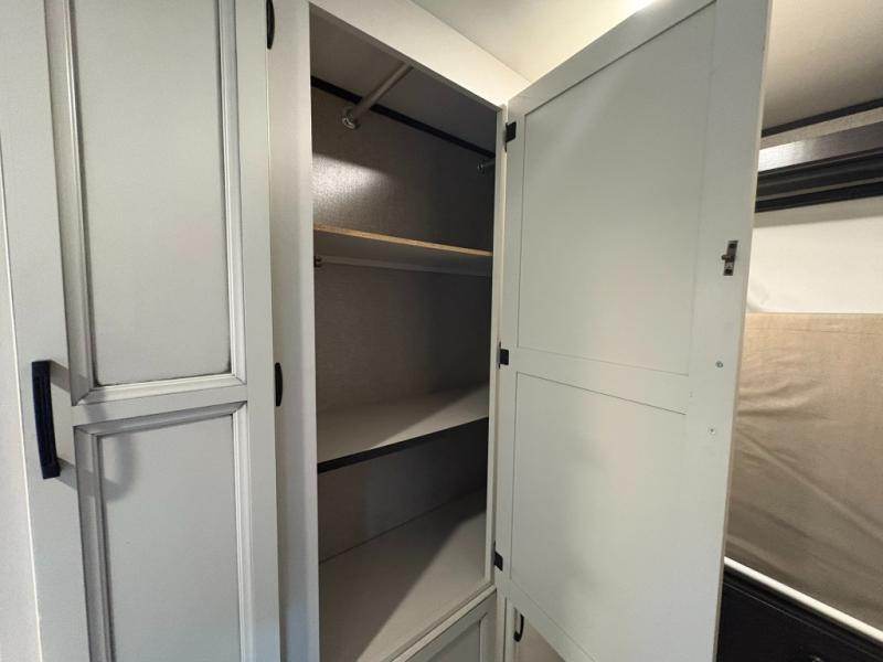 2021 JAYCO JAY FEATHER X 23 B