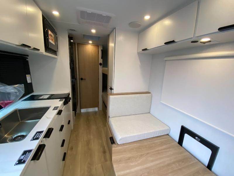 New 2026 Winnebago Micro Minnie 1800BH