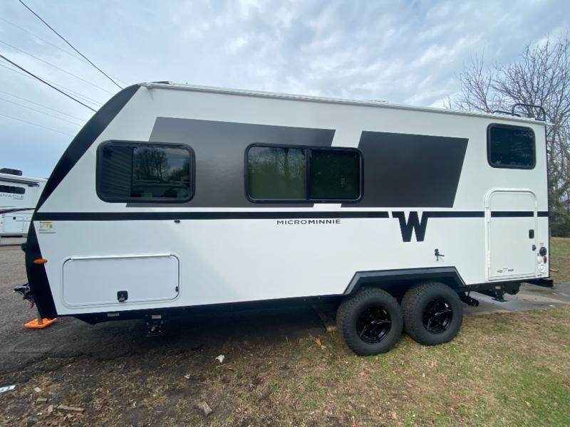 New 2026 Winnebago Micro Minnie 1800BH