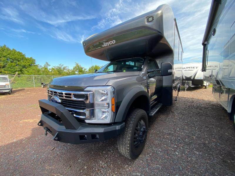 Used 2024 Jayco Seneca XT 29T