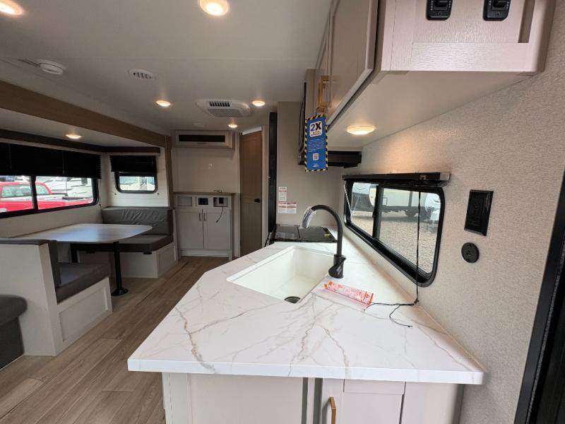 2027 Jayco Jay Flight SLX 262RLS