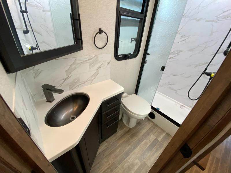 Used 2024 Jayco Seneca XT 29T