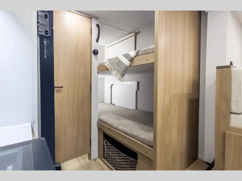 2027 Winnebago Micro Minnie 2200FBH