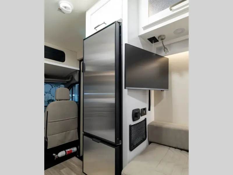 2027 Coachmen Rv Beyond 22RBBC