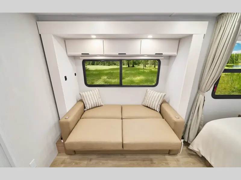 2027 Winnebago Thrive 18FBS