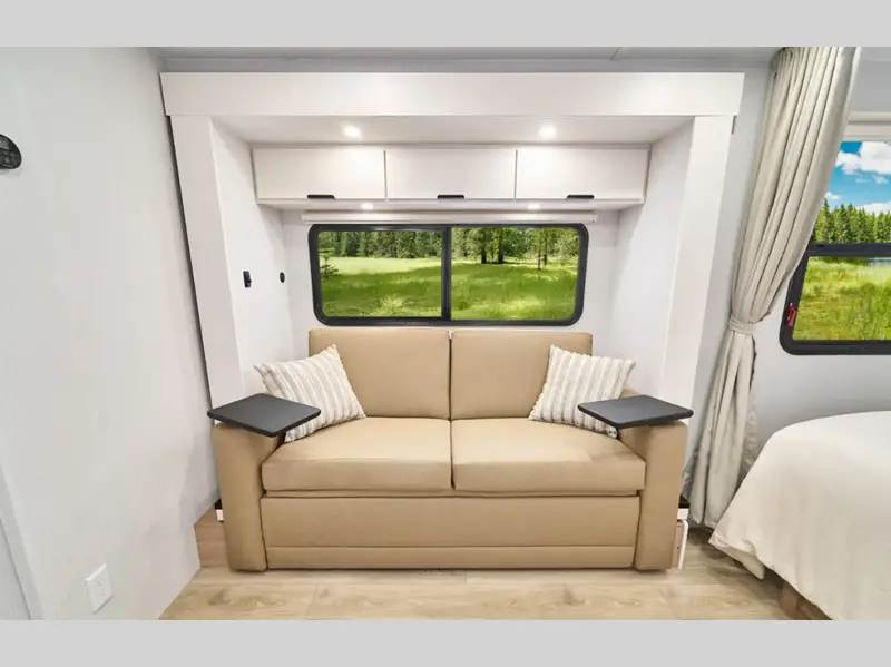 2027 Winnebago Thrive 18FBS