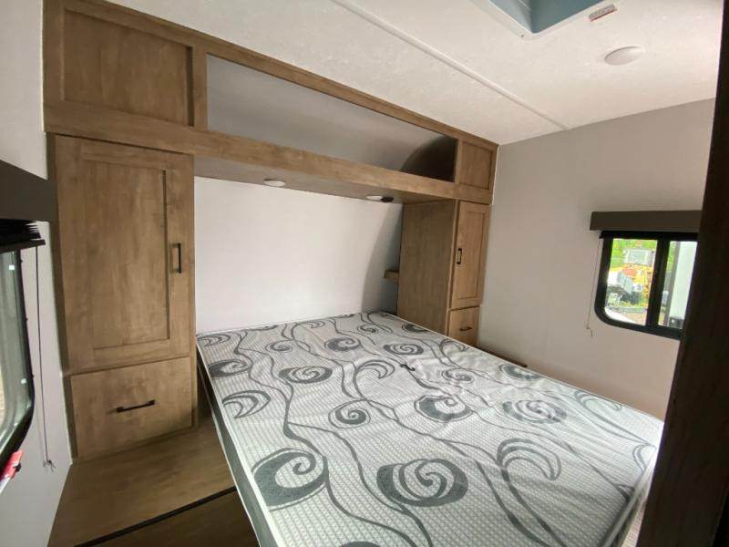 2024 Coachmen Rv Freedom Express Select 29SE