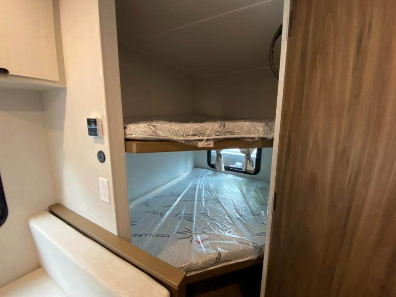 New 2026 Winnebago Access 18DBH