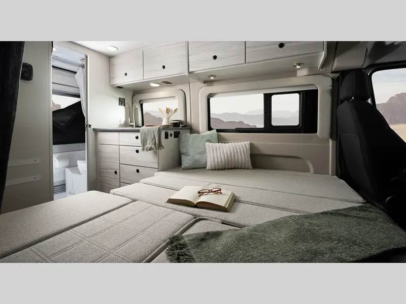 2027 Jayco Comet 18C