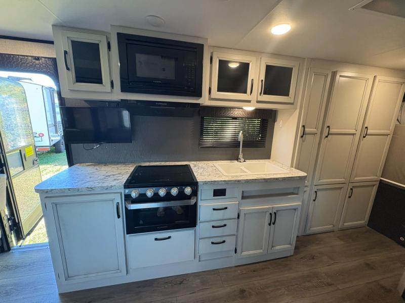 2021 JAYCO JAY FEATHER X 23 B