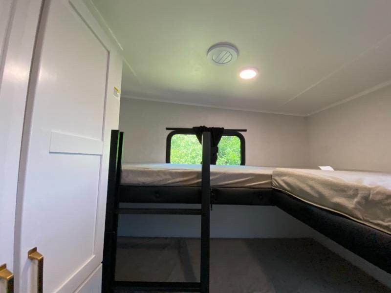 2027 Jayco Eagle HT 31QBH