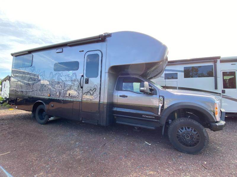Used 2024 Jayco Seneca XT 29T