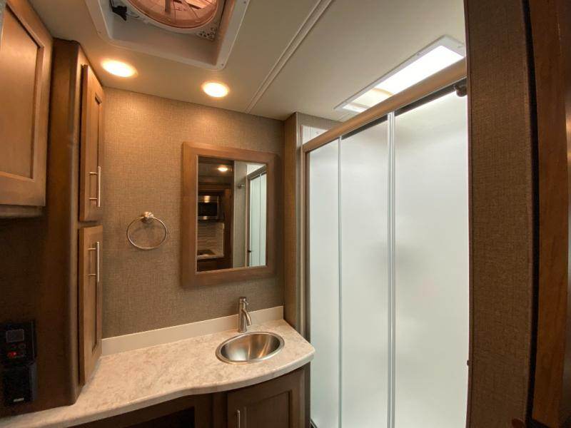 2021 Thor Motor Coach Magnitude SV34