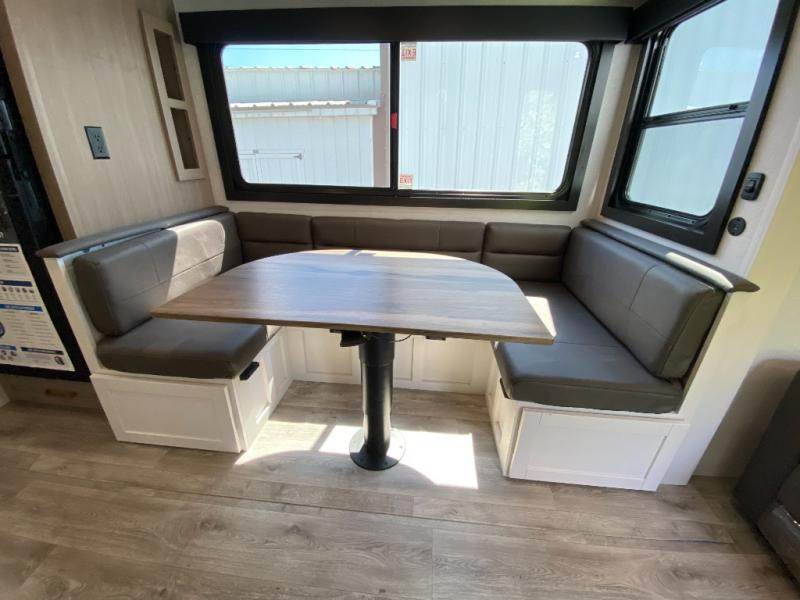 2027 Jayco Eagle HT 31QBH