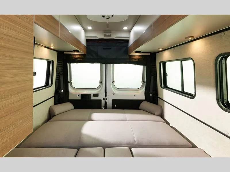2027 Roadtrek Roadtrek Play Slumber BASE