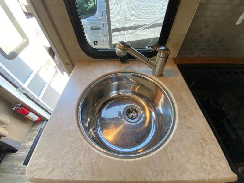 2016 Forest River Rv Sunseeker MBS 2400W