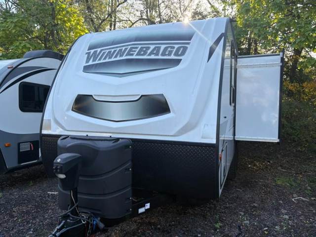 2021 WINNEBAGO MICRO MINNIE 2108 FBS CROSSHATCH