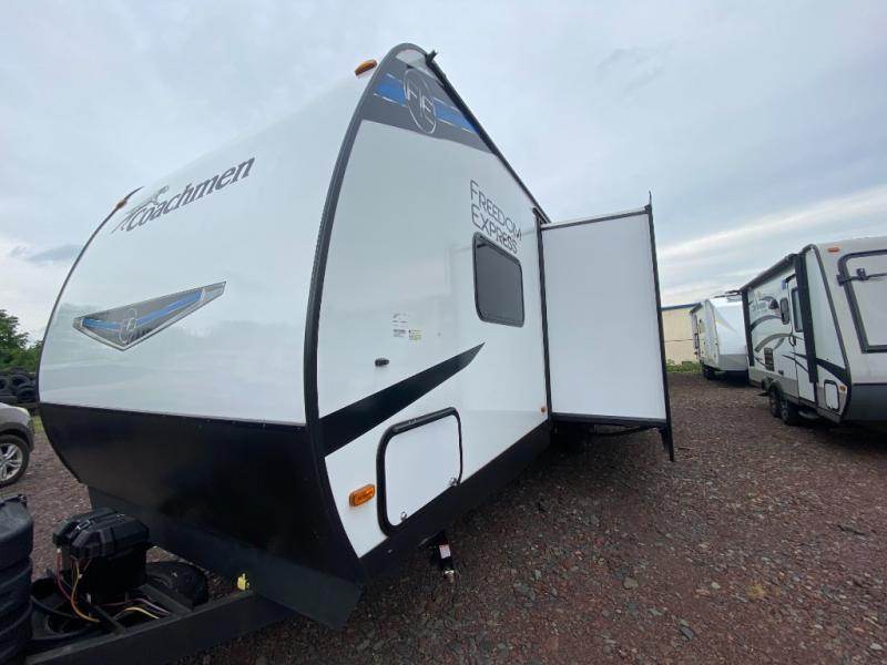 2024 Coachmen Rv Freedom Express Select 29SE