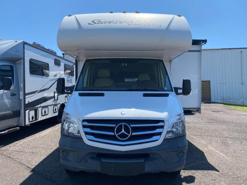 2016 Forest River Rv Sunseeker MBS 2400W