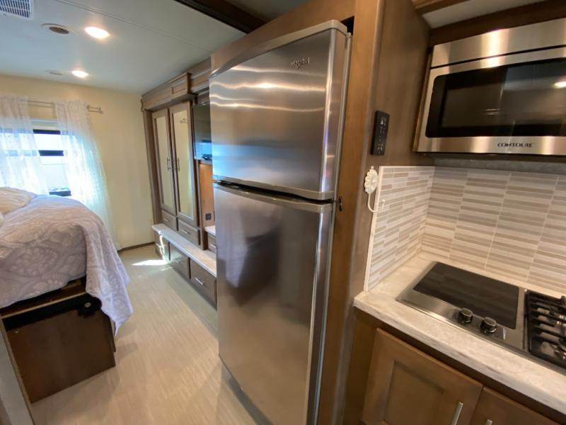 2021 Thor Motor Coach Magnitude SV34