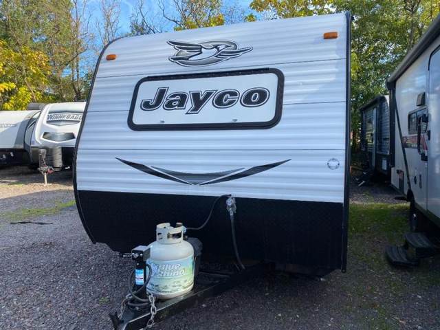 2016 JAYCO JAY FLIGHT SLX 195 RB CARAMEL 3