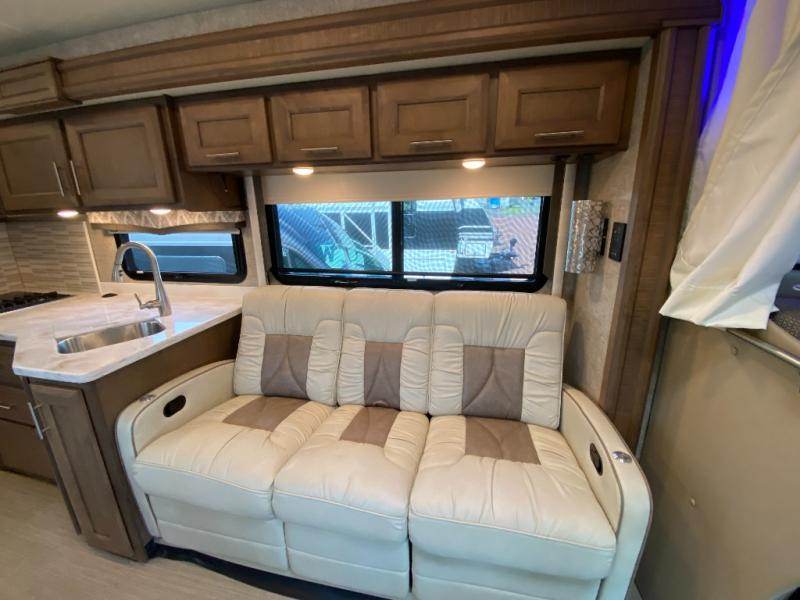 2021 Thor Motor Coach Magnitude SV34