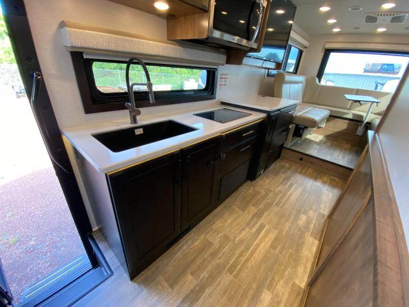 Used 2024 Jayco Seneca XT 29T
