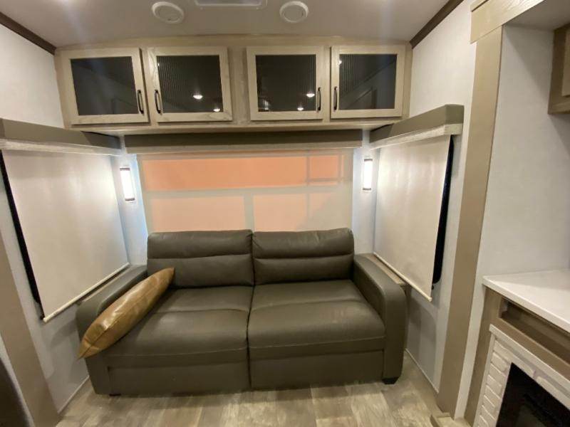 2024 Forest River Rv Flagstaff Classic 361RL