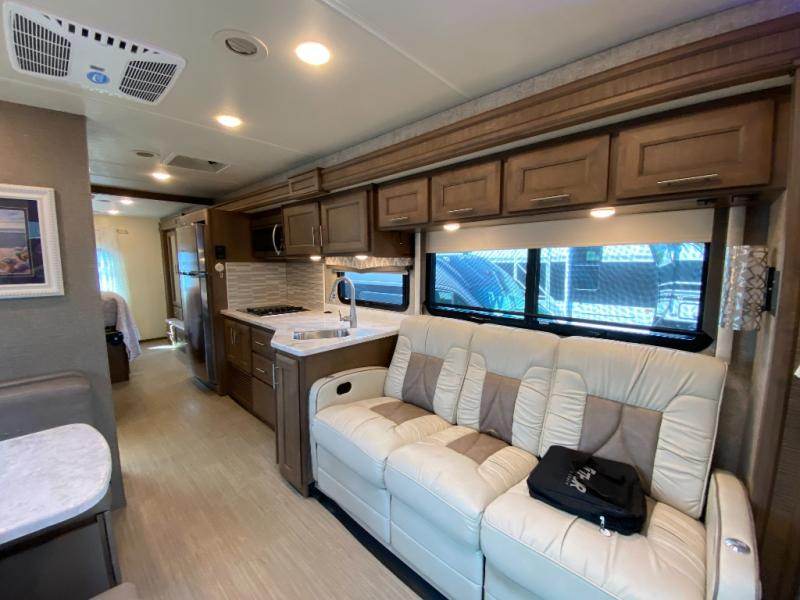 2021 Thor Motor Coach Magnitude SV34