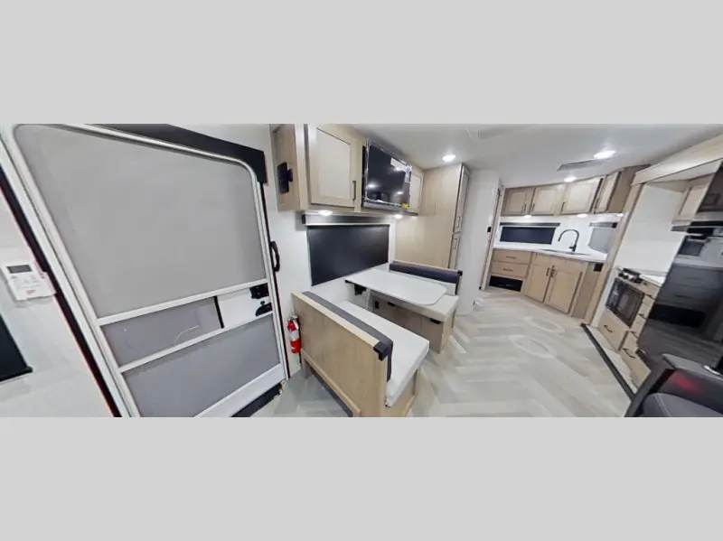 2027 Ember Rv E-Series 22MLQ