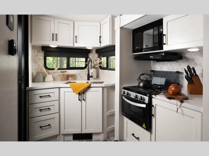 2027 Jayco Jay Feather 23RK