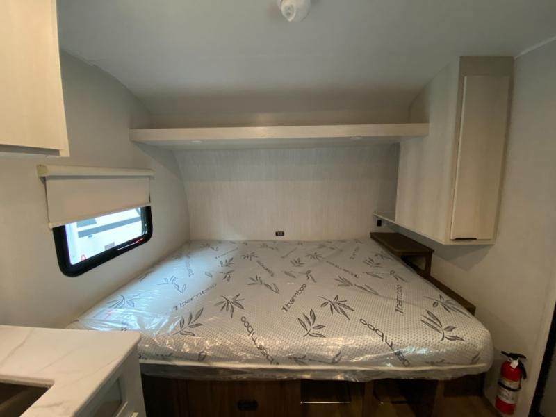 New 2026 Winnebago Access 18DBH