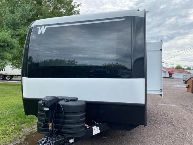 2027 WINNEBAGO THRIVE 18 FBS