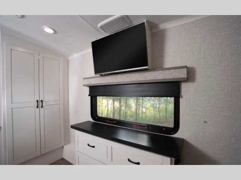 2027 Jayco North Point 310RLTS