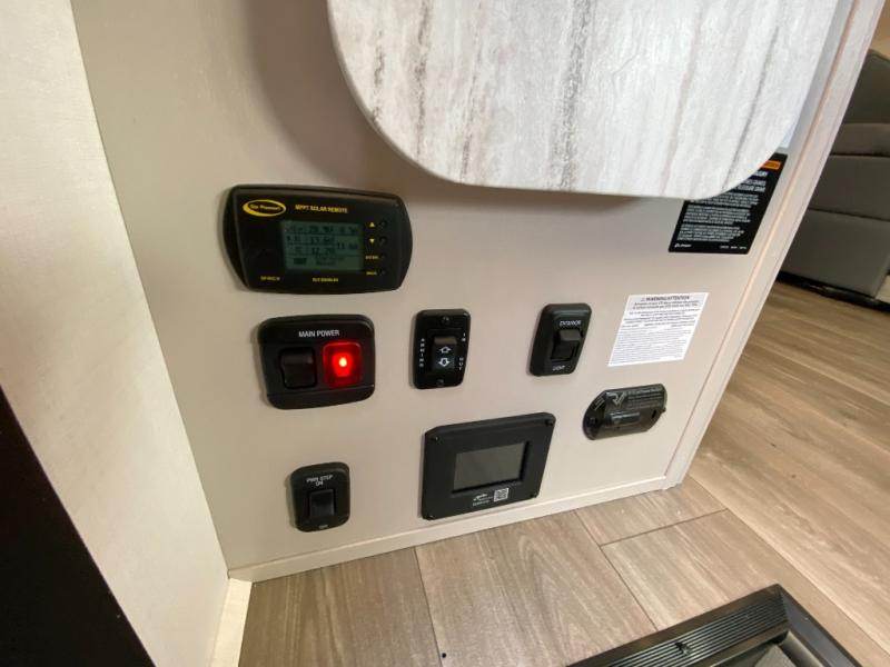 2027 Jayco Melbourne 24L