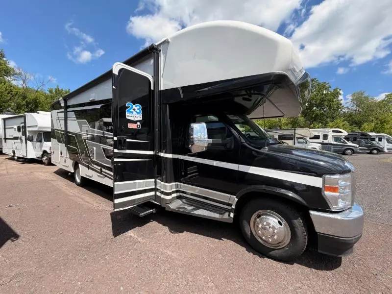 2027 Jayco Greyhawk 29MV