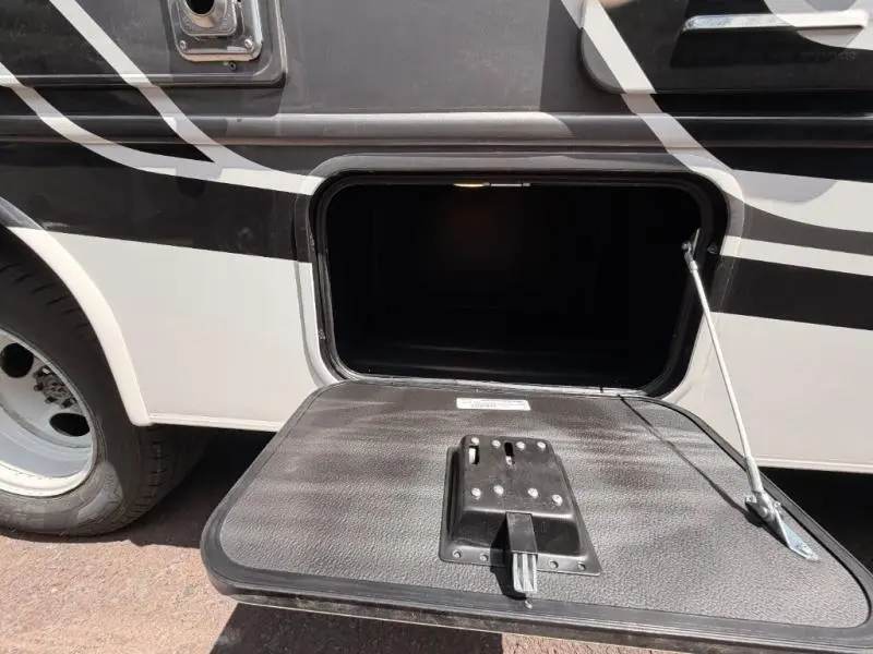 2027 Jayco Greyhawk 29MV