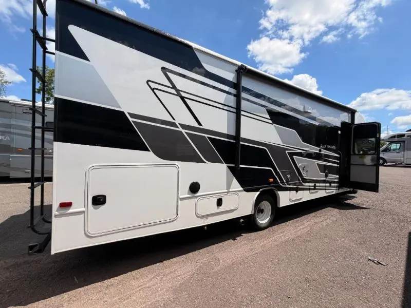 2027 Jayco Greyhawk 29MV