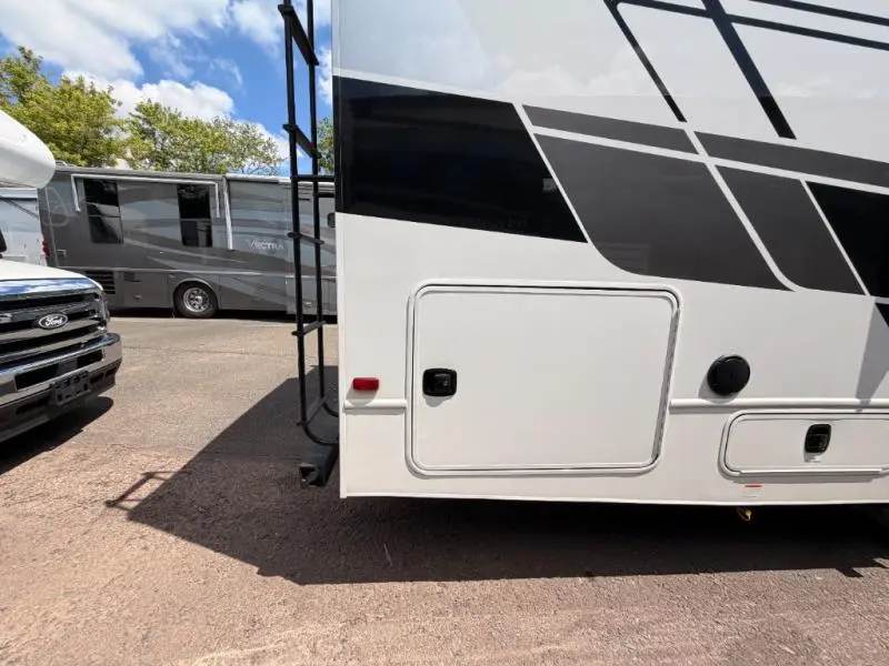 2027 Jayco Greyhawk 29MV