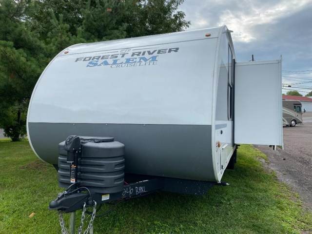 Used 2025 Forest River RV Salem Cruise Lite 240BHXL